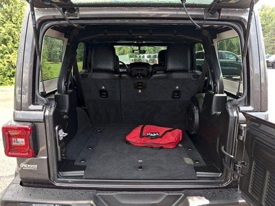 2022 Jeep Wrangler Unlimited Sahara Altitude 4x4