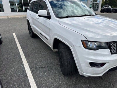 2018 Jeep Grand Cherokee Altitude 4x4 *Ltd Avail*