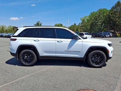 2025 Jeep Grand Cherokee Altitude X 4x4