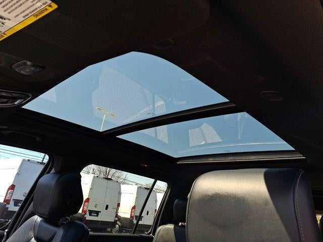 2022 Jeep Wagoneer Series III 4x4