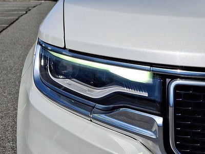 2022 Jeep Wagoneer Series III 4x4