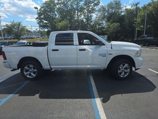 2019 RAM 1500 Classic Express 4x4 Crew Cab 5'7" Box
