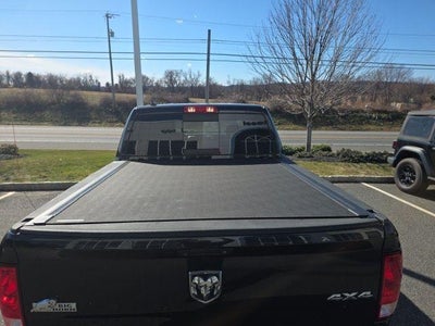 2016 RAM 1500 4WD Crew Cab 5.7 Ft Box Big Horn