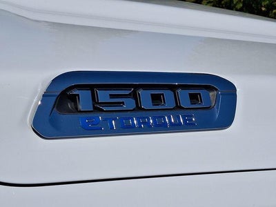 2023 RAM 1500 Big Horn 4x4 Crew Cab 5'7" Box