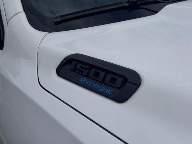 2022 RAM 1500 Big Horn 4x4 Quad Cab 6'4" Box
