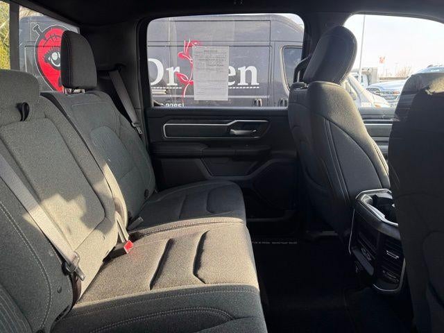 2020 RAM 1500 Big Horn 4x4 Crew Cab 5'7" Box