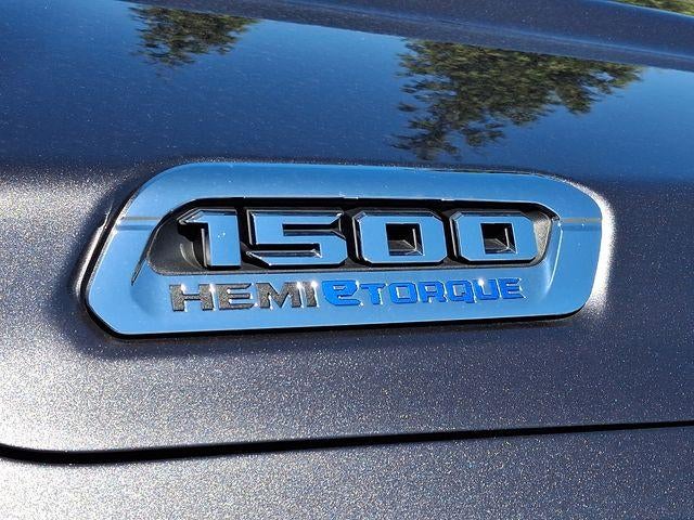 2021 RAM 1500 Big Horn 4x4 Crew Cab 5'7" Box
