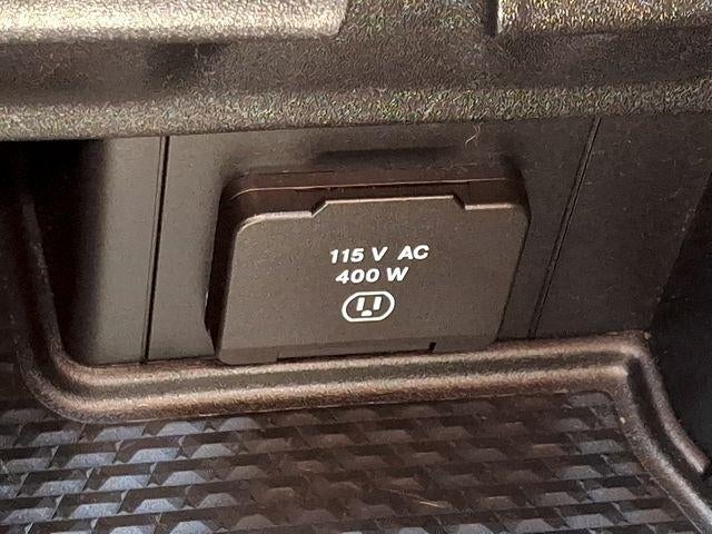 2025 RAM 1500 Laramie 4x4 Crew Cab 5'7" Box