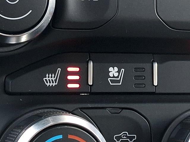 2022 RAM 1500 Laramie 4x4 Crew Cab 5'7" Box