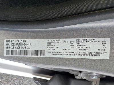 2022 RAM 1500 Laramie 4x4 Crew Cab 5'7" Box