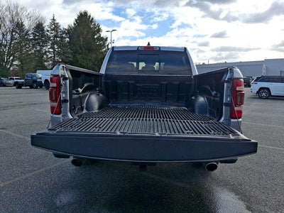 2022 RAM 1500 Laramie 4x4 Crew Cab 5'7" Box