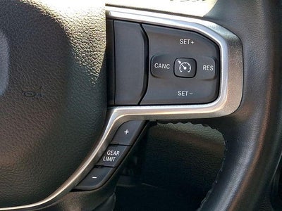 2023 RAM 1500 Laramie 4x4 Crew Cab 5'7" Box