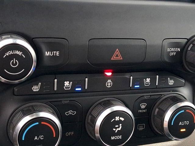 2021 RAM 1500 Laramie 4x4 Crew Cab 5'7" Box
