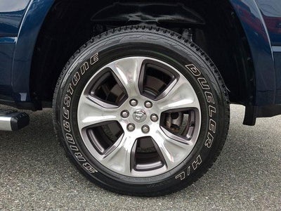 2021 RAM 1500 Laramie 4x4 Crew Cab 5'7" Box