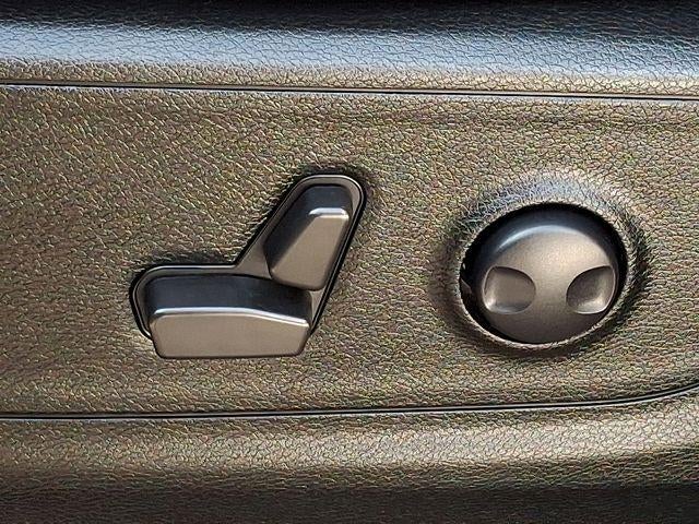 2022 RAM 1500 Rebel 4x4 Crew Cab 5'7" Box