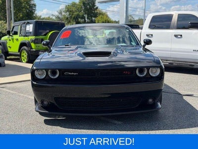 2022 Dodge Challenger R/T Scat Pack RWD