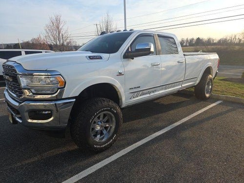 2021 RAM 3500 Limited 4x4 Crew Cab 8' Box