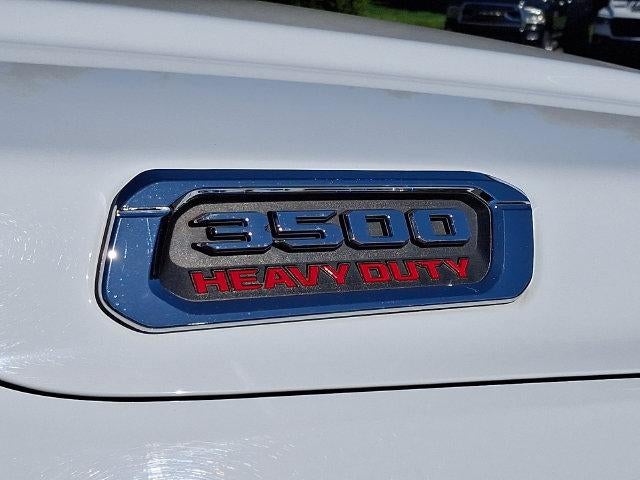 2021 RAM 3500 Tradesman 4x4 Crew Cab 8' Box