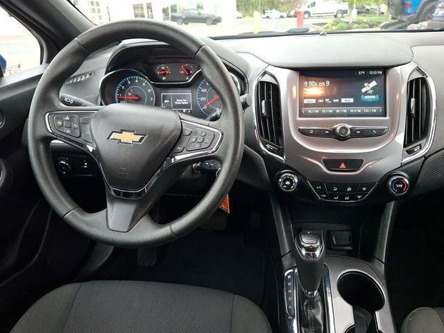 2017 Chevrolet Cruze Hatchback LT (Automatic)