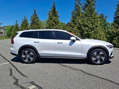 2021 Volvo V60 Cross Country T5 AWD