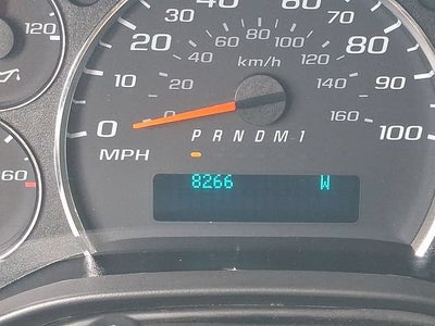 2025 Chevrolet Express Passenger 1LT