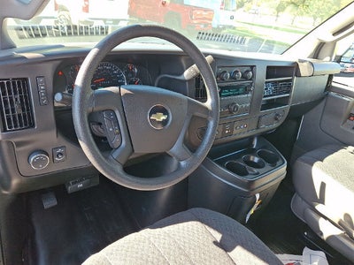 2025 Chevrolet Express Cargo WT