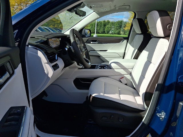 2027 GMC Acadia Denali