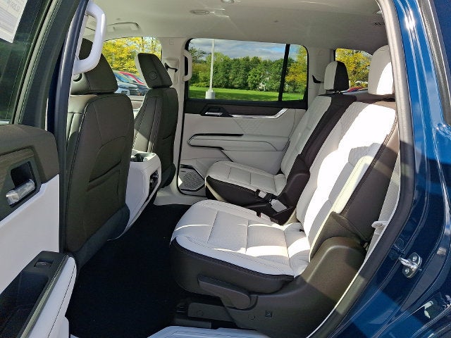 2027 GMC Acadia Denali