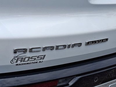 2025 GMC Acadia Denali