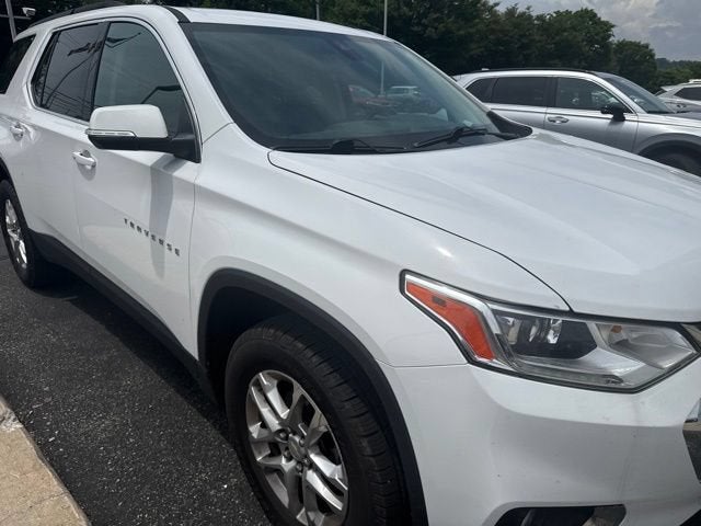 2021 Chevrolet Traverse LT Cloth