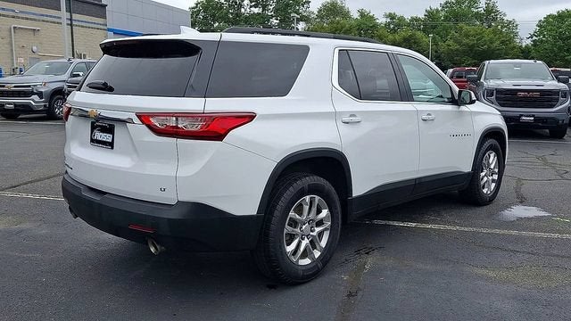 2021 Chevrolet Traverse LT Cloth