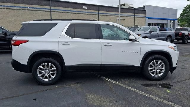 2021 Chevrolet Traverse LT Cloth