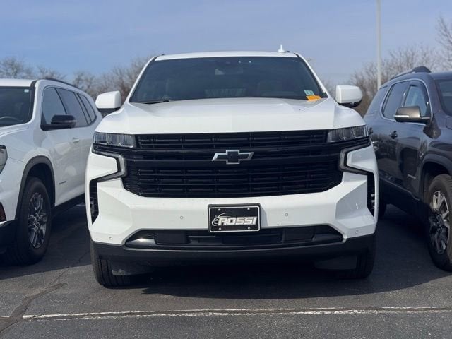 2023 Chevrolet Suburban RST