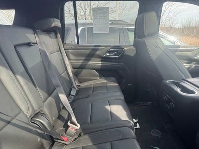 2023 Chevrolet Suburban RST