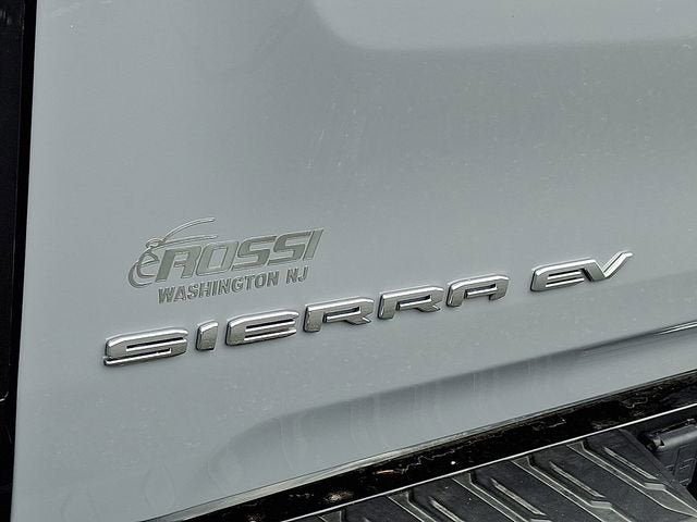 2024 GMC Sierra EV Denali Edition 1