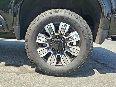 2025 GMC Sierra 2500 HD Denali