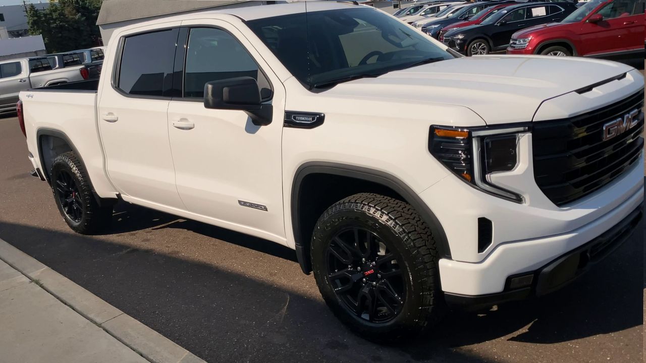 2026 GMC Sierra 1500 Elevation