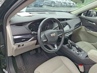 2023 Cadillac XT4 Luxury