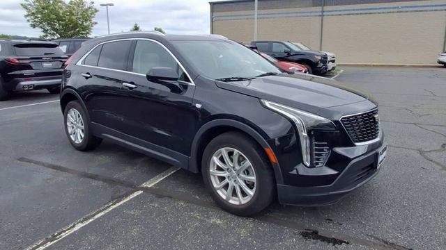 2023 Cadillac XT4 Luxury