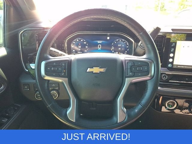 2022 Chevrolet Silverado 1500 LT (2FL)