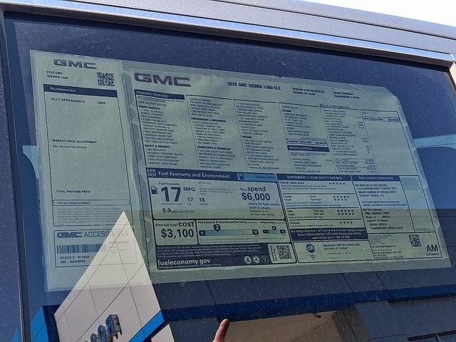 2025 GMC Sierra 1500 SLE