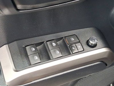 2018 Toyota Tacoma SR5 V6