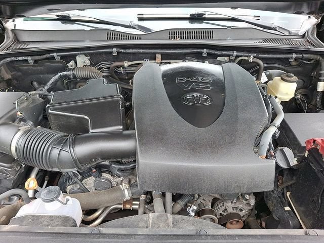 2018 Toyota Tacoma SR5 V6