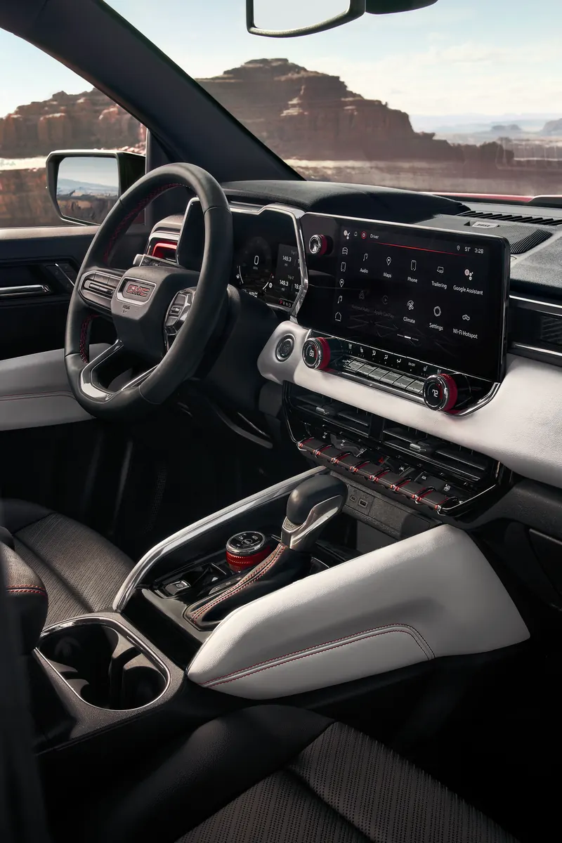 2026 GMC Canyon infotainment system at Rossi GMC in Washington NJ